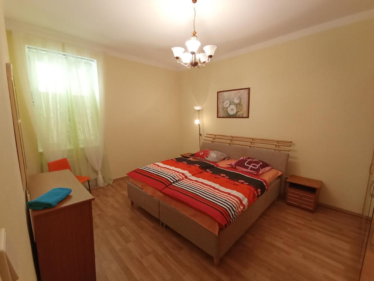 Apartments Captain Flint Prague Exterior photo